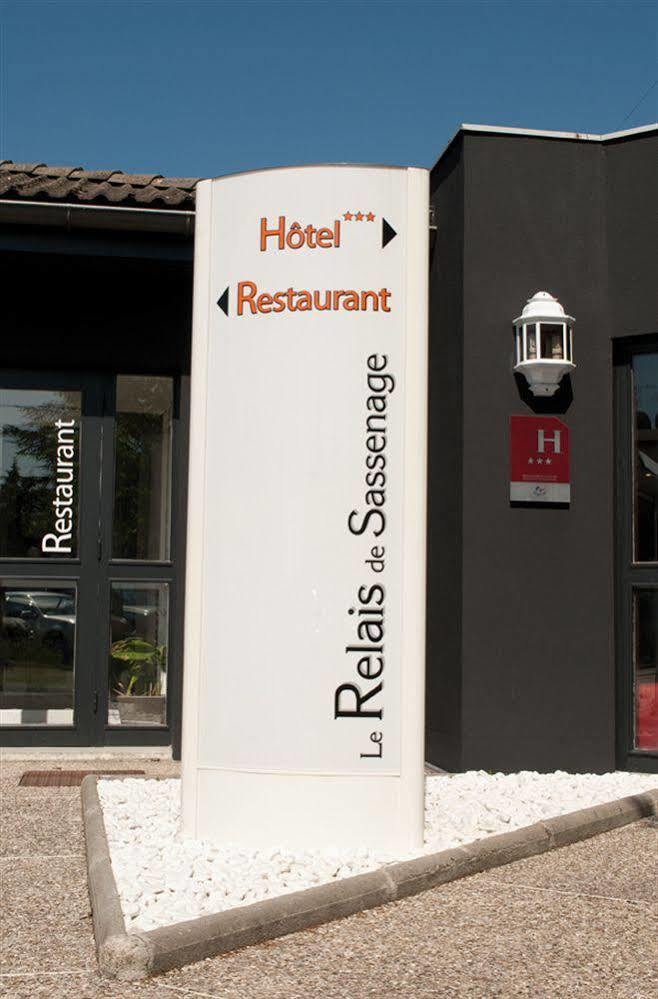 Hotel Logis Le Relais De Sassenage Exterior foto
